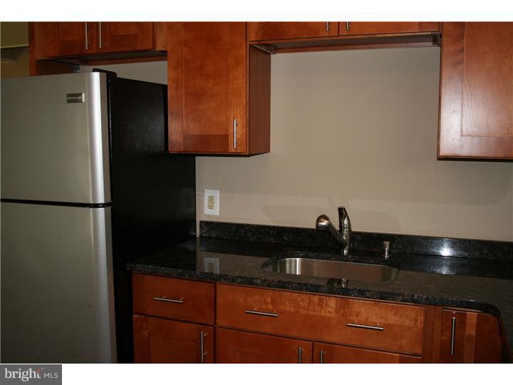 39 Geranium Road Levittown, PA 19057 - Photo 9 of 25 Kitchen
