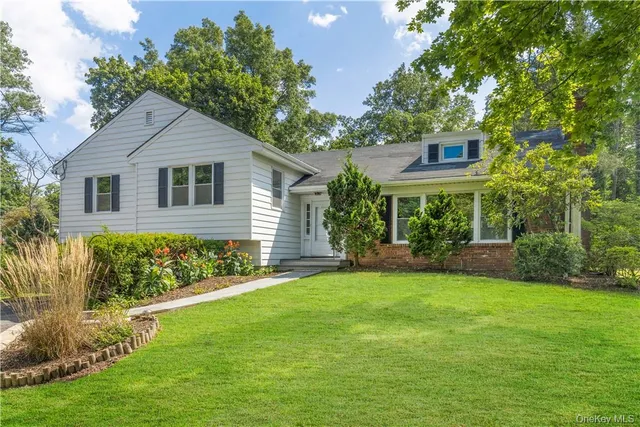 $1,295,000 | 228 Union Avenue, Harrison, NY 10528