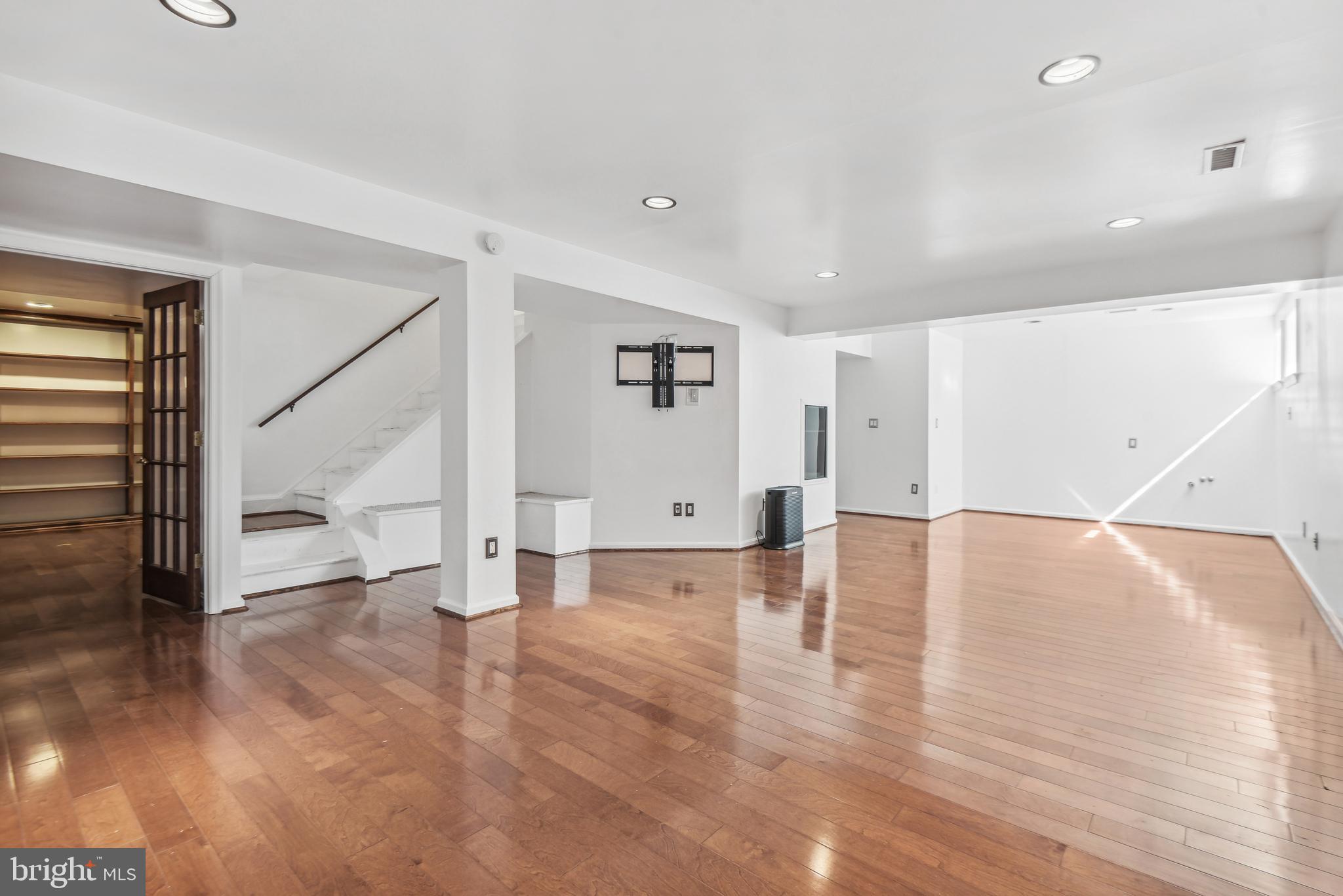 1081 Old Cedar Road McLean, VA 22102 - Photo 35 of 57