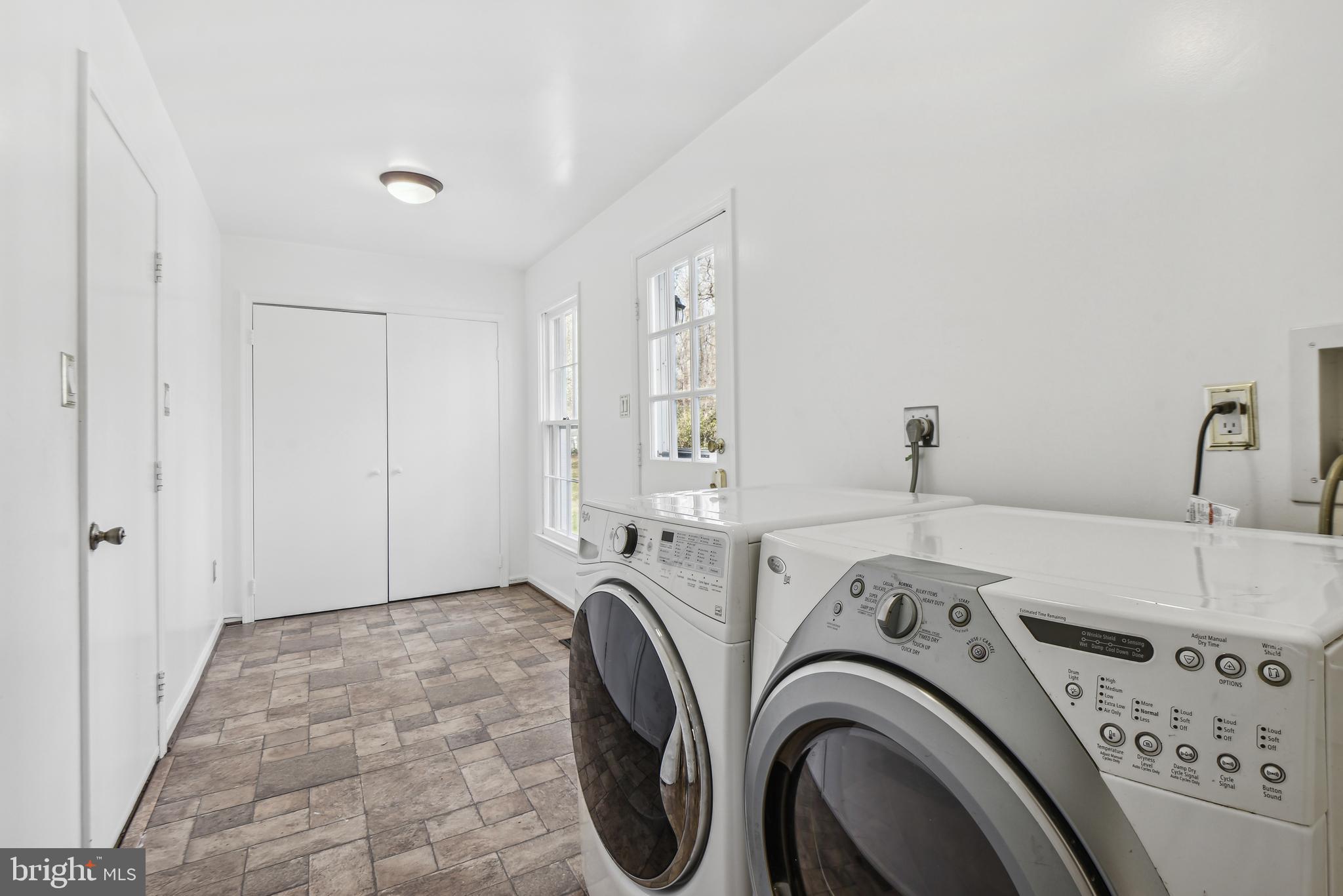 1081 Old Cedar Road McLean, VA 22102 - Photo 42 of 57