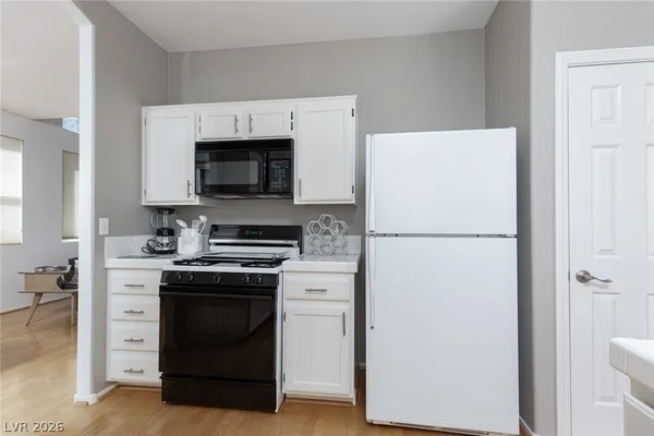 $2,620 | 256 Horizon Pointe Circle, Henderson, NV 89012
