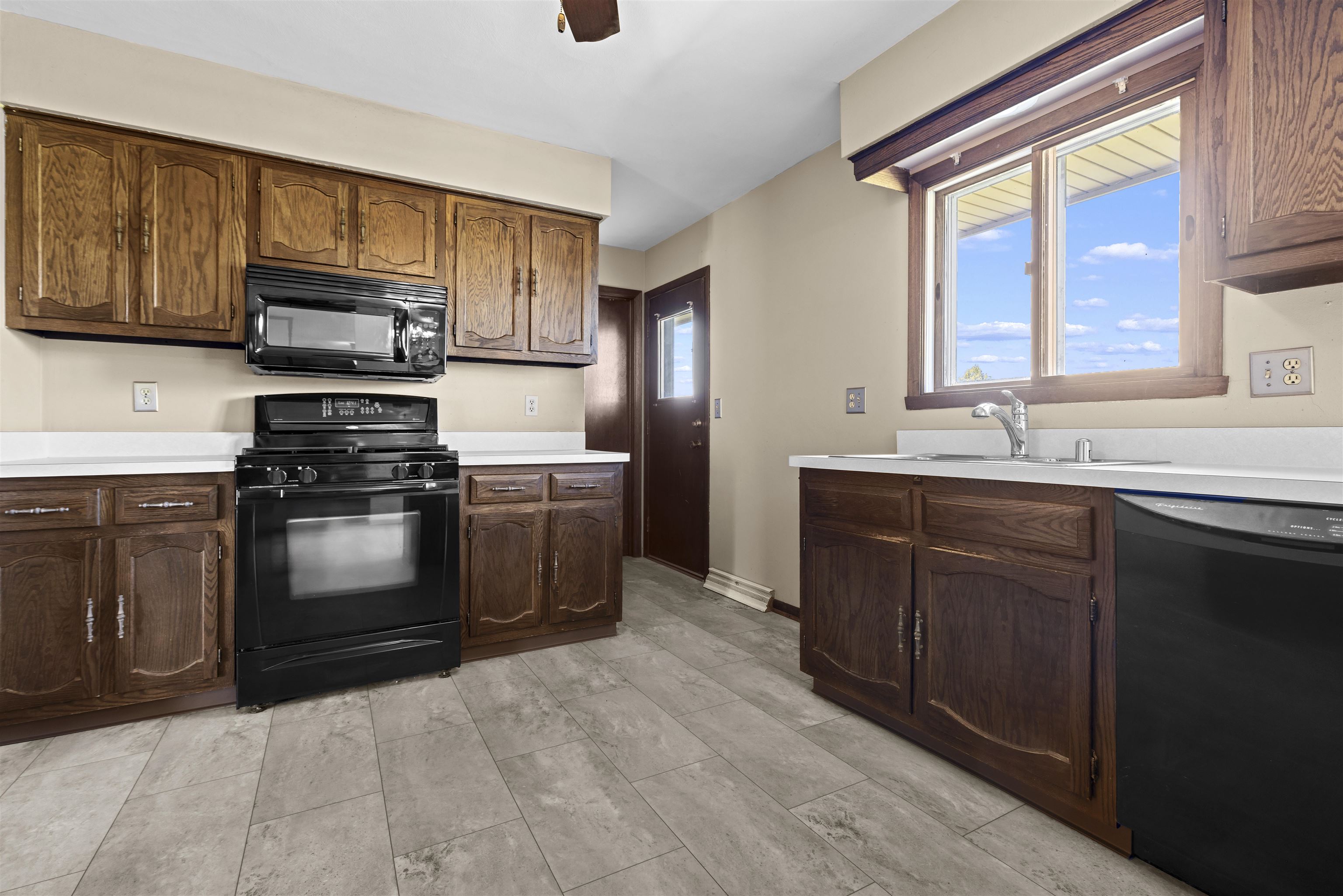 4385 St Malo Road Rockford, IL 61101 - Photo 9 of 20 Gallery Image 9