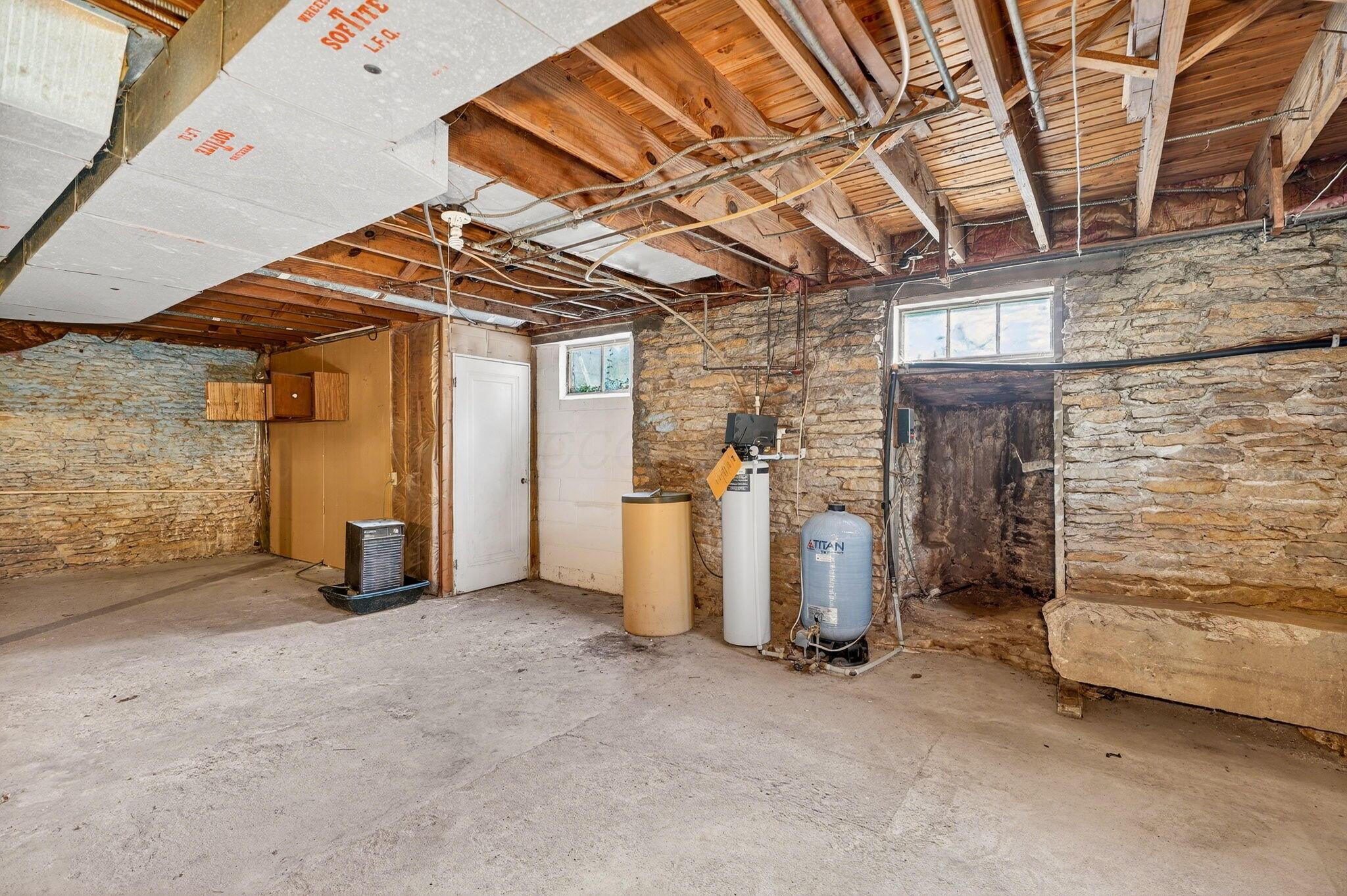 4827 Bellann Road Columbus, OH 43221 - Photo 66 of 85 WALKOUT BASEMENT