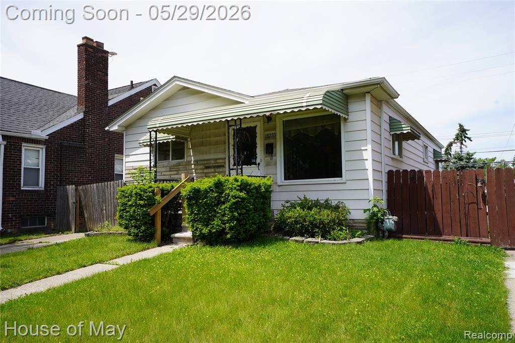 18233 Ruth Street Melvindale, MI 48122 - Photo 2 of 17