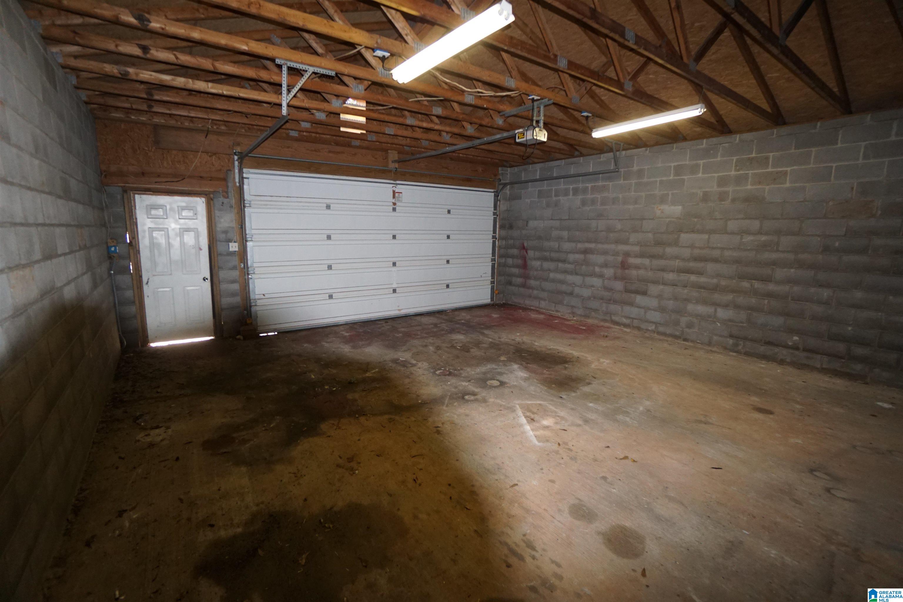 1688 18th Way Southwest Birmingham, AL 35211 - Photo 37 of 37