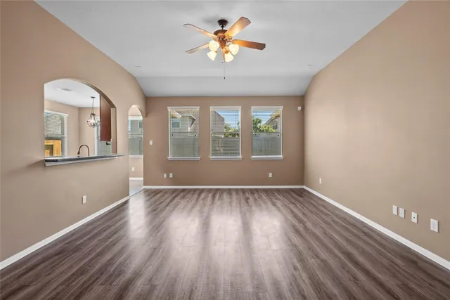 $2,700 | 803 Arlington Pointe Drive, League City, TX 77573