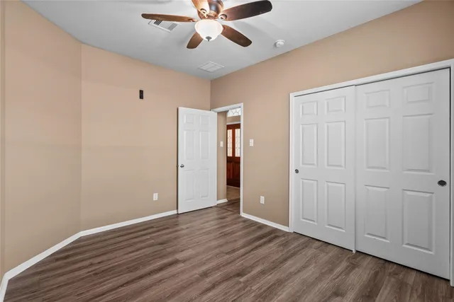 $2,700 | 803 Arlington Pointe Drive, League City, TX 77573
