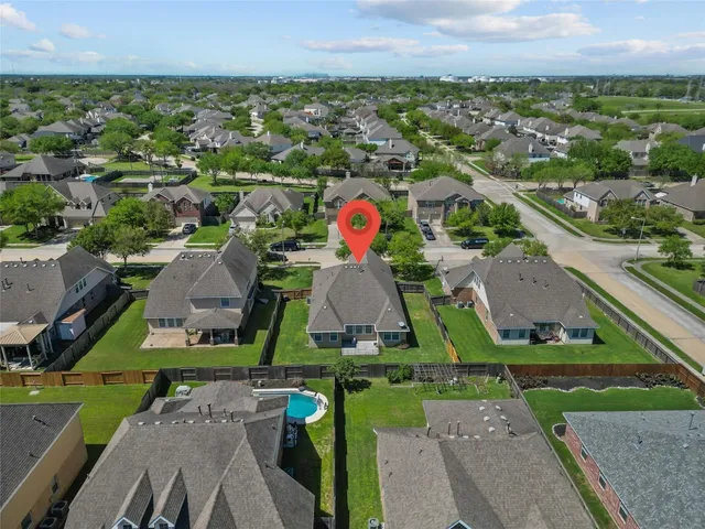 $2,700 | 803 Arlington Pointe Drive, League City, TX 77573