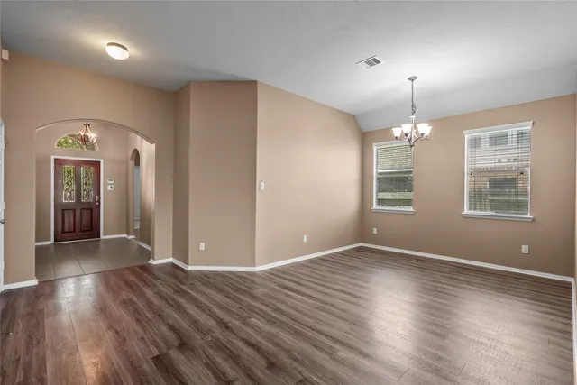 $2,700 | 803 Arlington Pointe Drive, League City, TX 77573