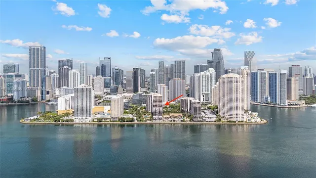 a view of ocean with city view