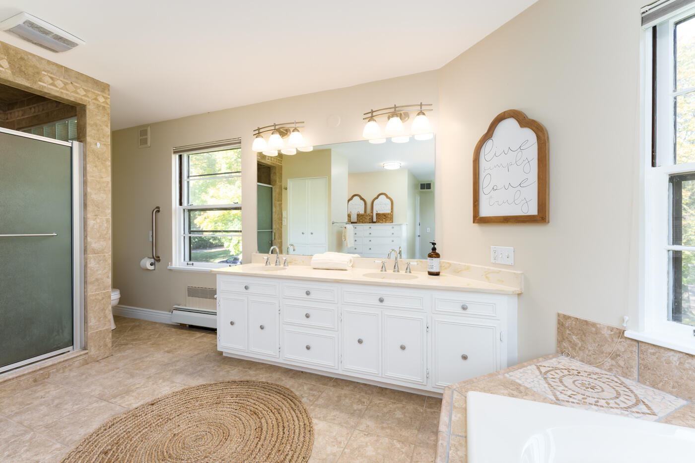 1739 Embury Road Kalamazoo, MI 49008 - Photo 38 of 54 Embury_Rd_1739_Kalamazoo_49008-36