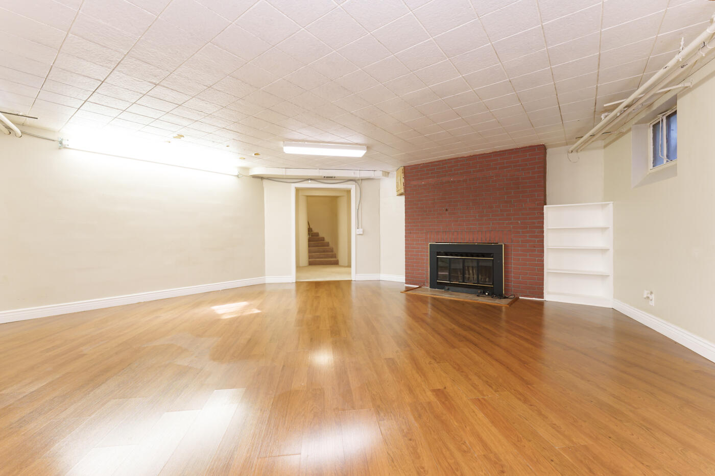 1739 Embury Road Kalamazoo, MI 49008 - Photo 41 of 54 Embury_Rd_1739_Kalamazoo_49008-39