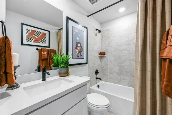 front view of house with a yard