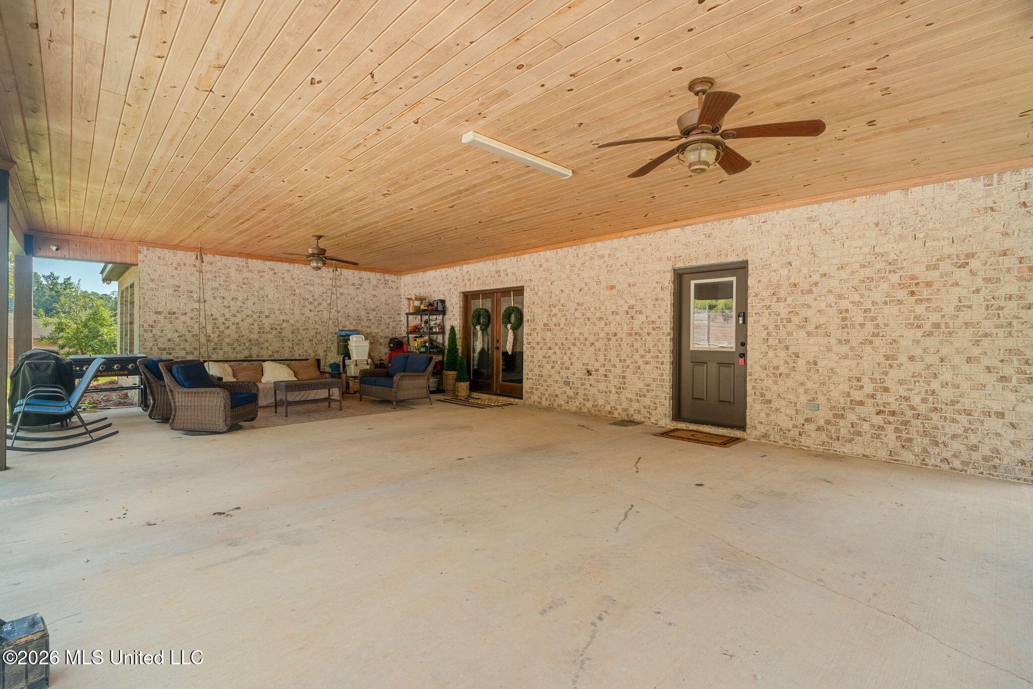 21 Higgins Cutoff Road Sumrall, MS 39482 - Photo 31 of 36 21_Higgins_Cutoff_Rd-31