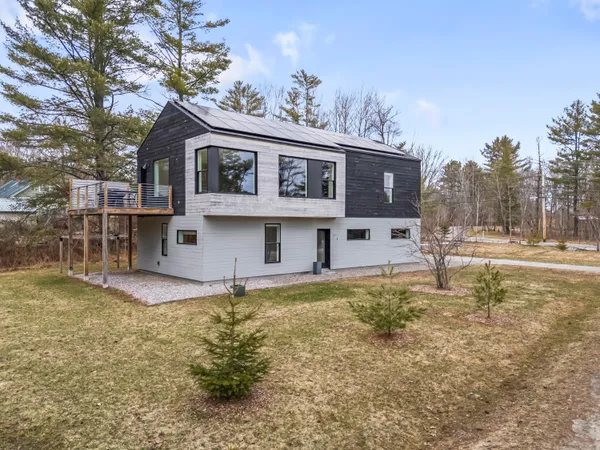 $610,000 | 1 Cairn Hill Road, Bowdoinham, ME 04008