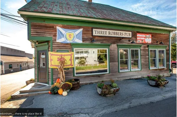 $610,000 | 1 Cairn Hill Road, Bowdoinham, ME 04008
