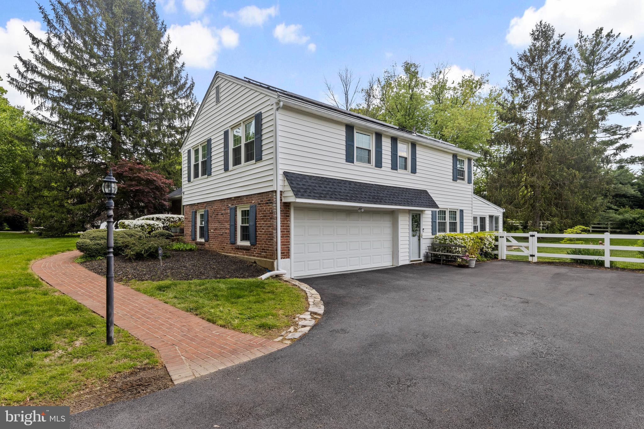 526 Gulph Road Wayne, PA 19087 - Photo 4 of 47