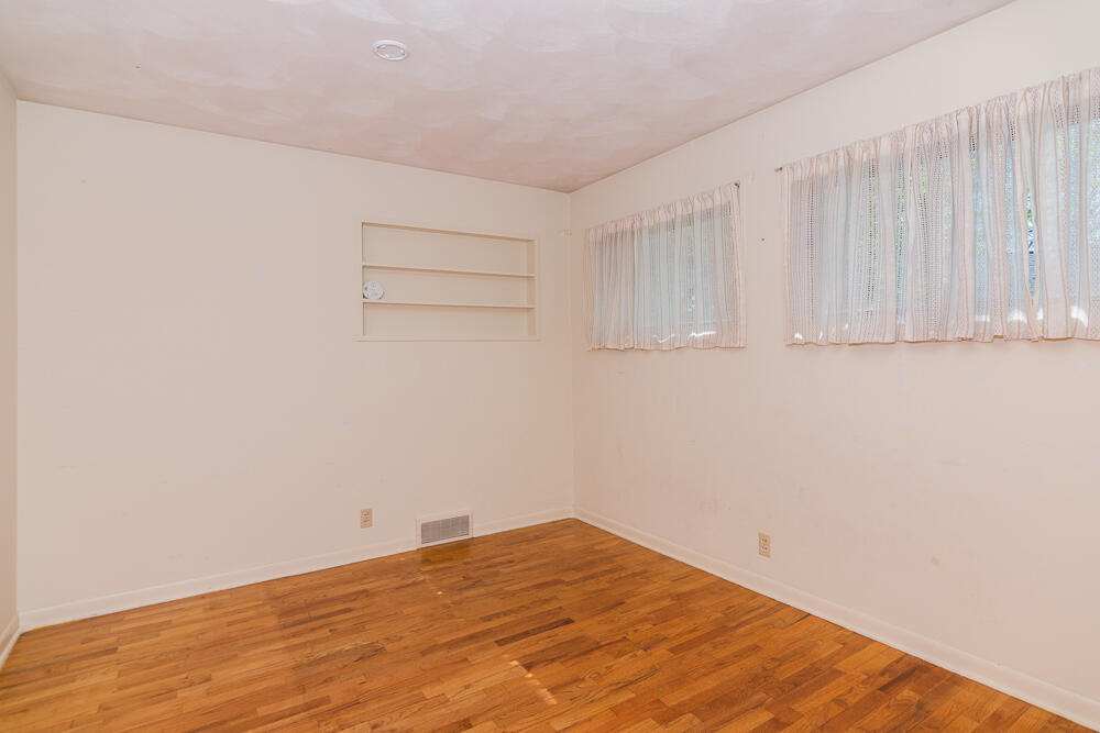 4724 Romence Road Portage, MI 49024 - Photo 33 of 65 4724RomenceRd-15