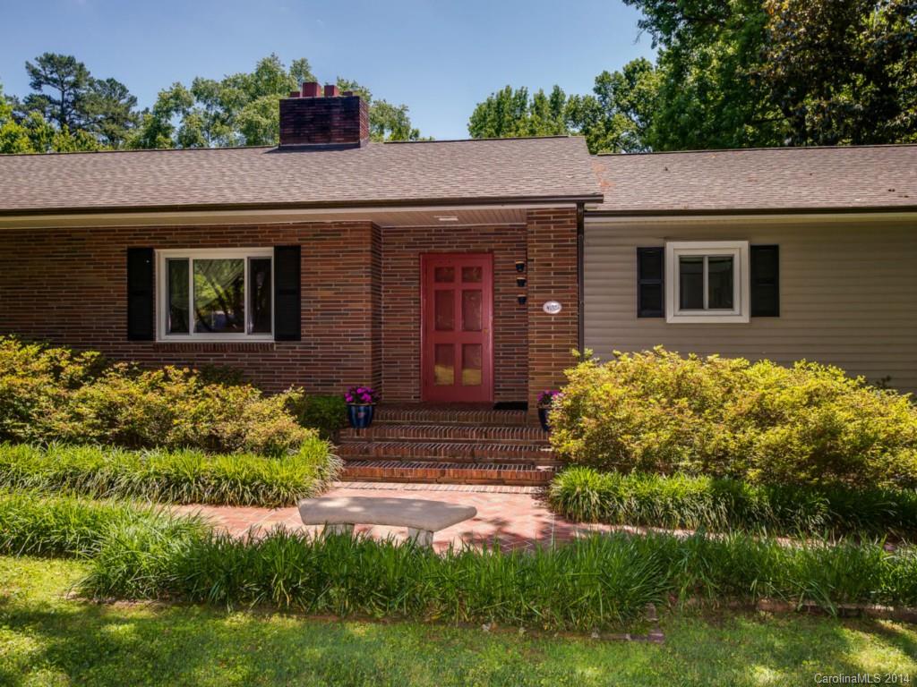 4022 Churchill Road Charlotte, NC 28211 - Photo 2 of 24 Gallery Image 2