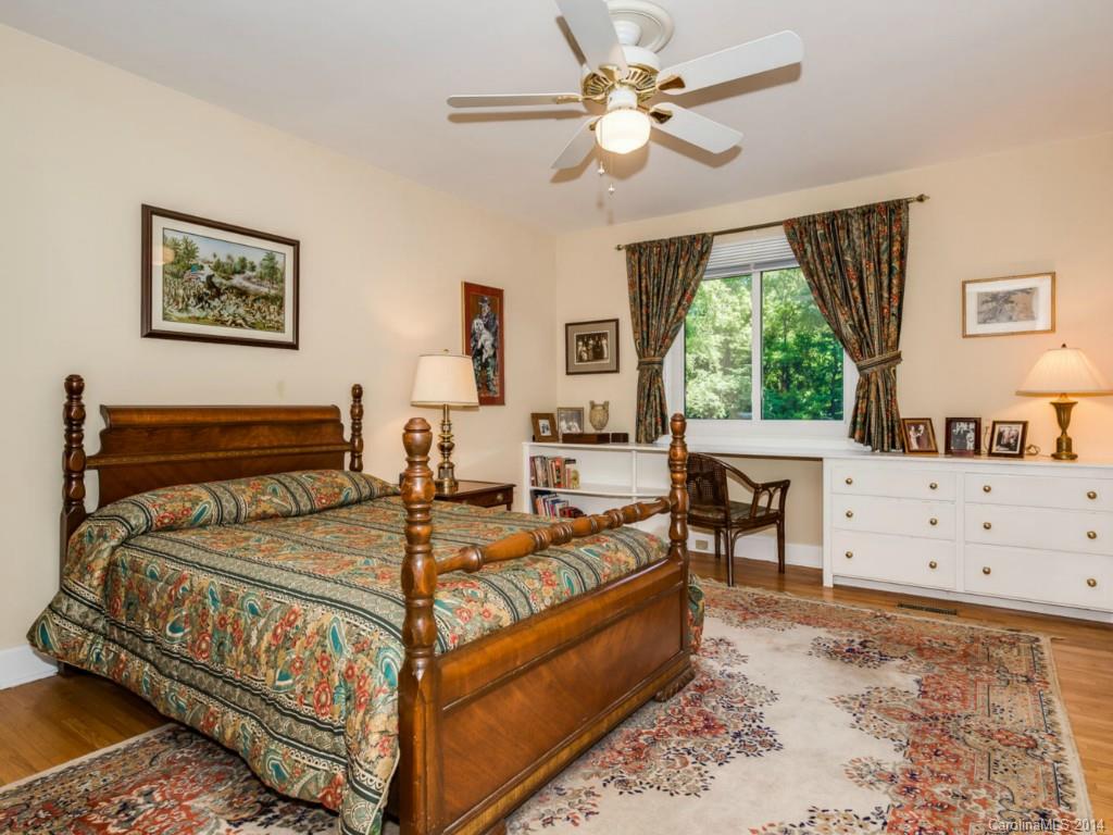 4022 Churchill Road Charlotte, NC 28211 - Photo 15 of 24 Gallery Image 15