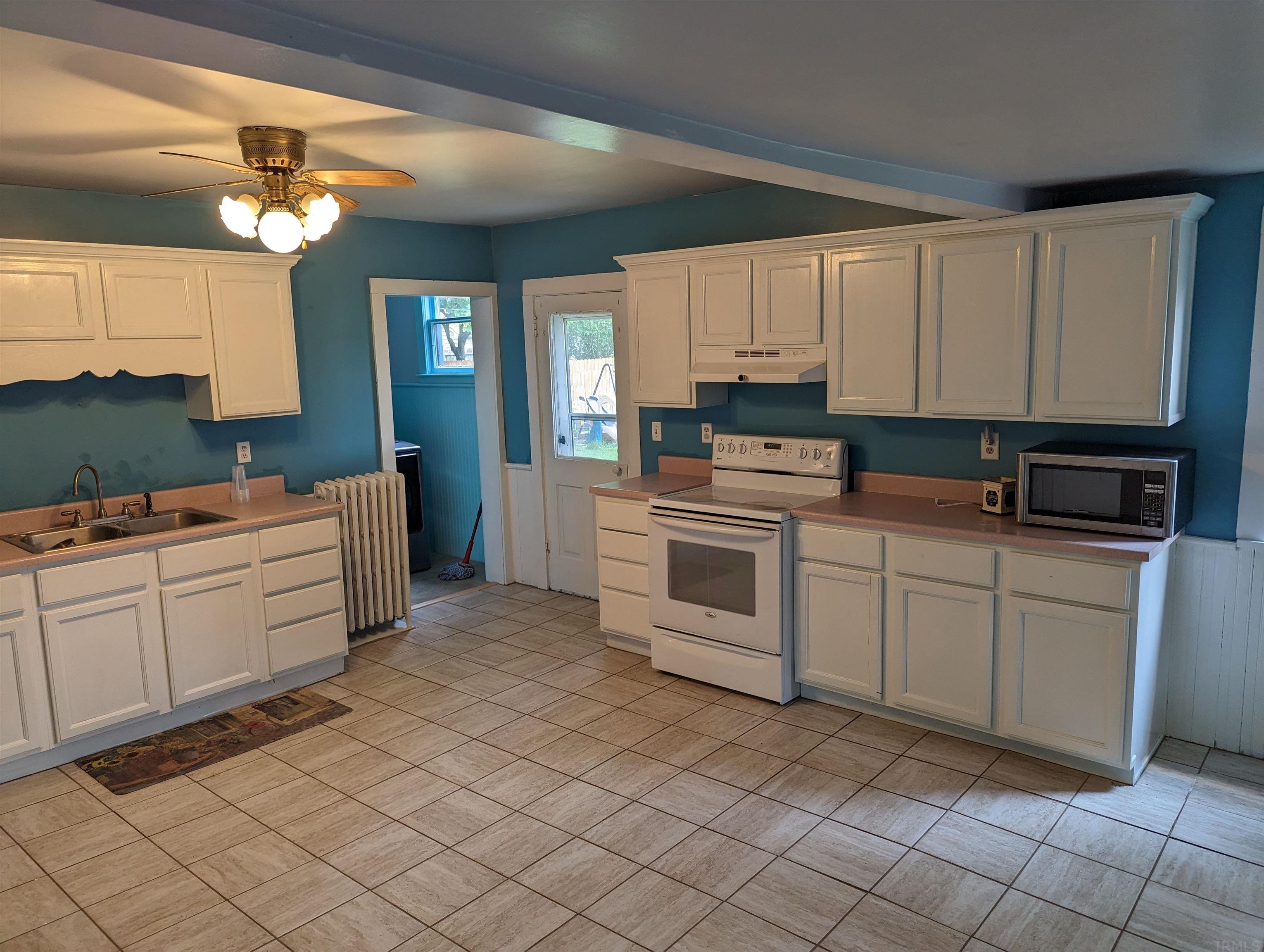 603 West Jefferson Street Decatur, IN 46733 - Photo 6 of 20