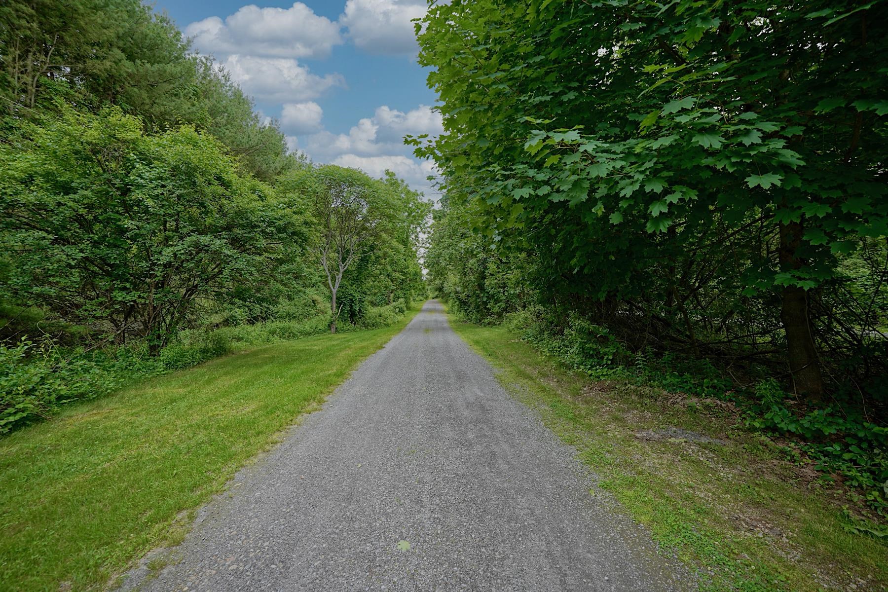 132 Winnicutt Road Stratham, NH 03885 - Photo 9 of 18