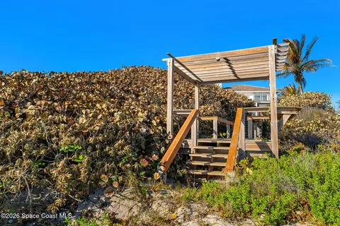 $2,680,000 | 9085 South Hwy A1A, Melbourne Beach, FL 32951