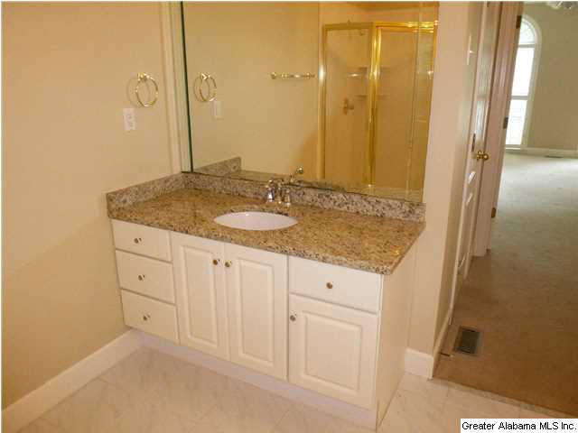 112 Windsor Circle Pelham, AL 35124 - Photo 20 of 32