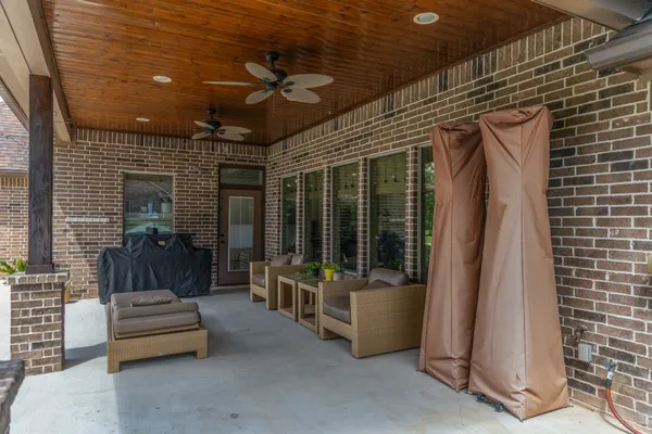 $950,000 | 1723 Opal Trail, Willis, TX 77378