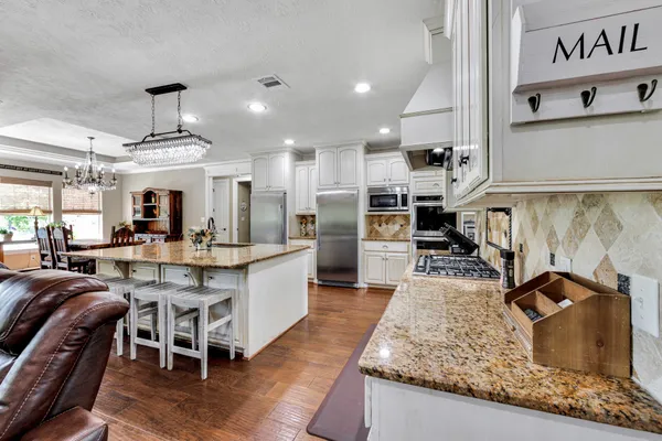 $950,000 | 1723 Opal Trail, Willis, TX 77378
