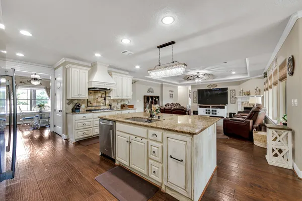 $950,000 | 1723 Opal Trail, Willis, TX 77378