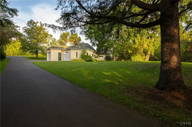 $7,900,000 | 1870 West Lake Road, Skaneateles, NY 13152