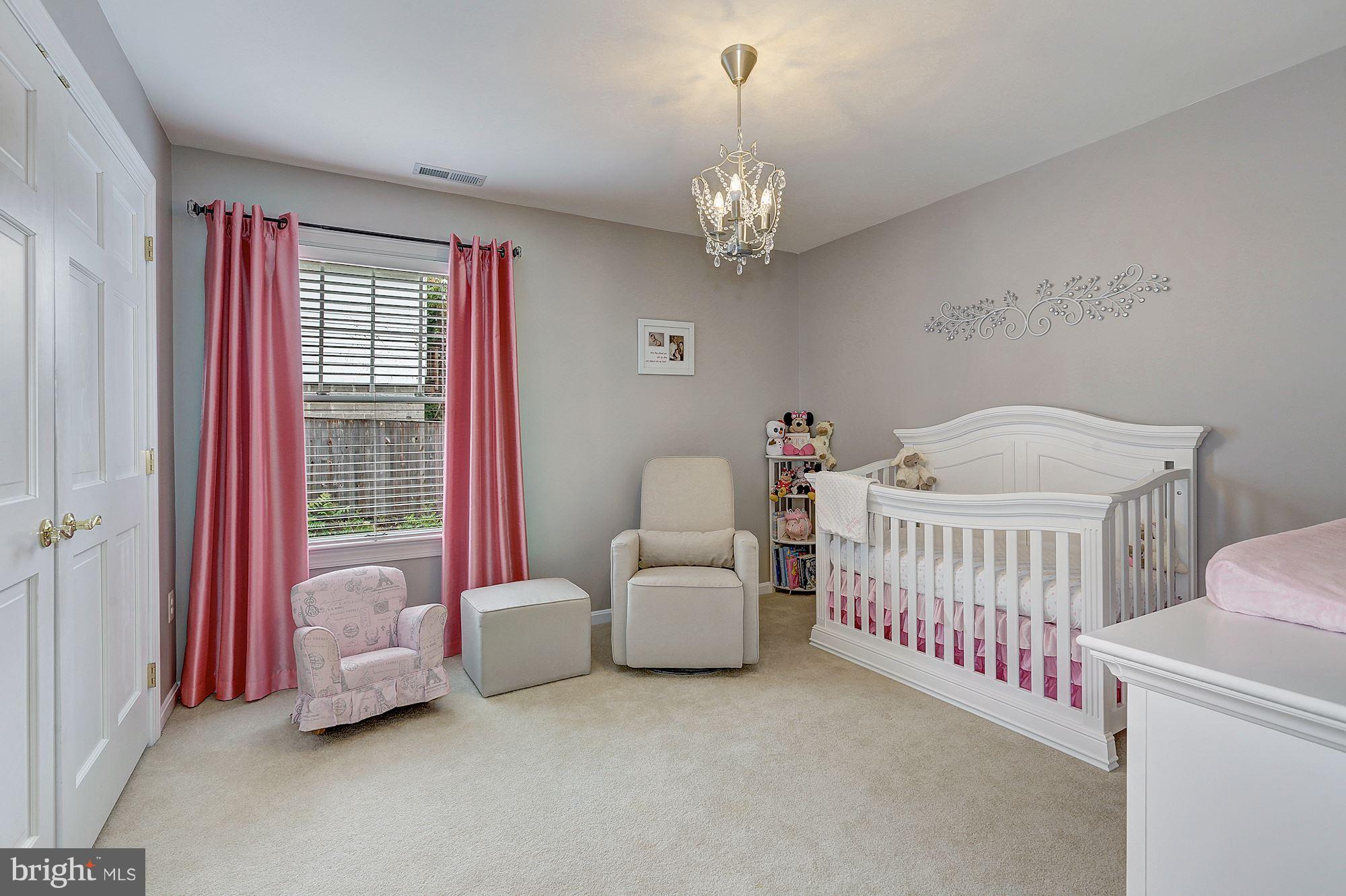 390 Ridgely Avenue Annapolis, MD 21401 - Photo 19 of 32 Bedroom Three