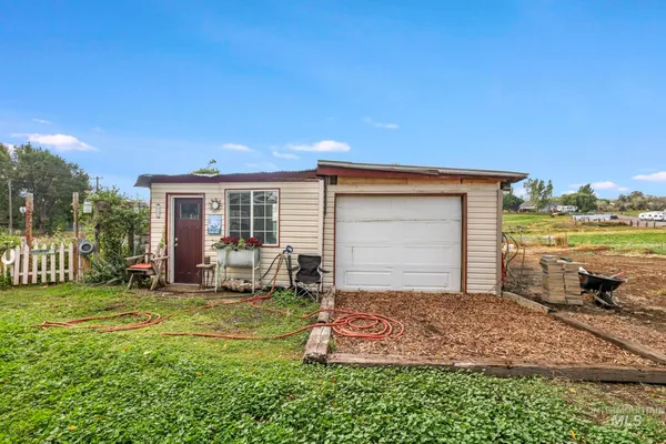 $330,000 | 4343 North 1200 East, Buhl, ID 83316