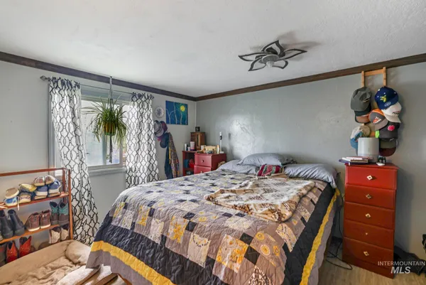 $330,000 | 4343 North 1200 East, Buhl, ID 83316