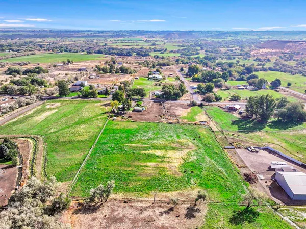 $330,000 | 4343 North 1200 East, Buhl, ID 83316