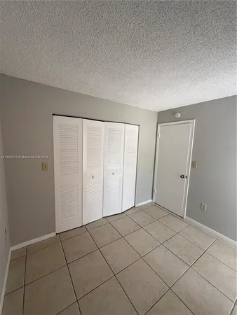 $1,900 | 4705 Northwest 7th Street, Unit 2037, Miami, FL 33126