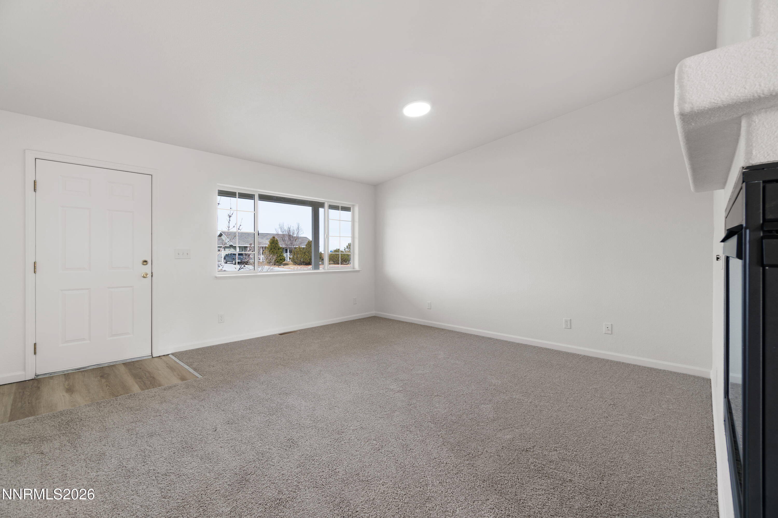 4468 Hawk Drive Fallon, NV 89406 - Photo 8 of 26 DSC07244