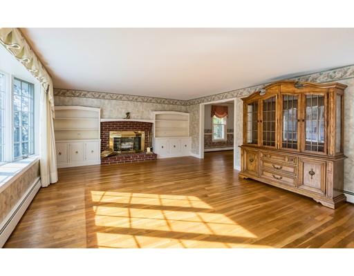 3 Bradley Road Salem, MA 01970 - Photo 5 of 30 Gallery Image 5