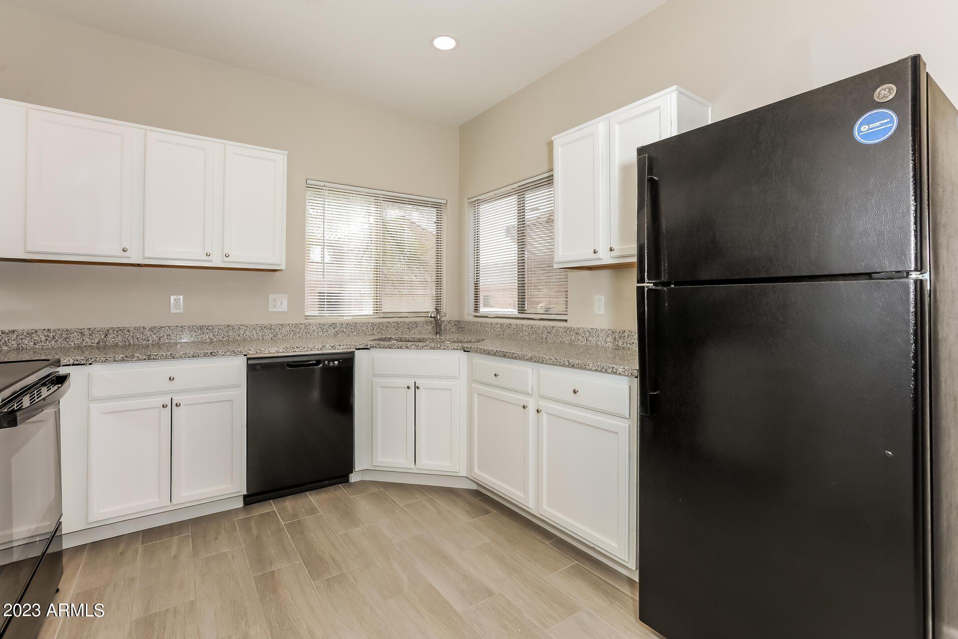 10404 East Baltimore Circle Apache Junction, AZ 85120 - Photo 7 of 17 Photo #9