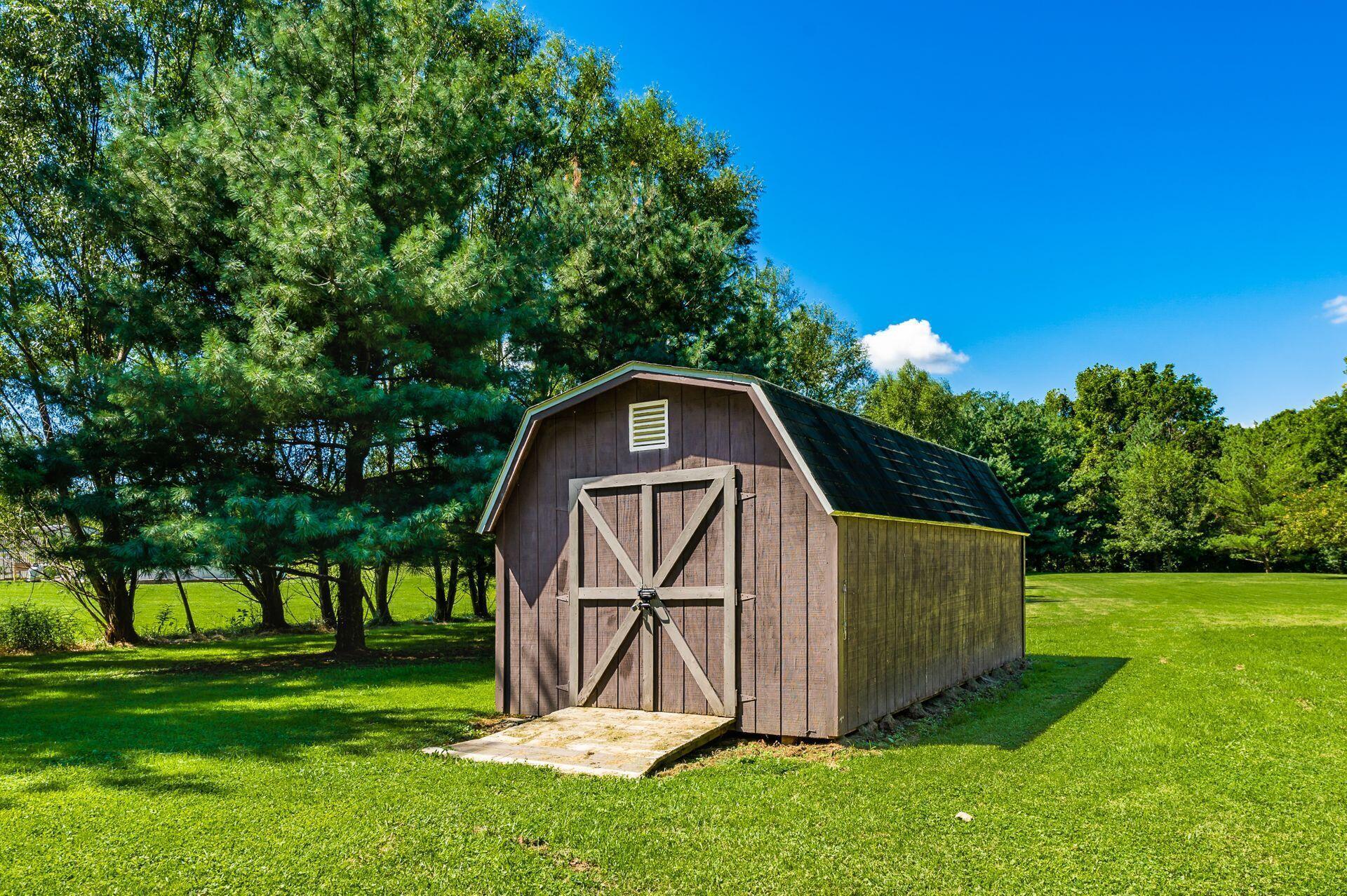 18391 Ringgold Southern Road Circleville, OH 43113 - Photo 30 of 45 Nice Shed