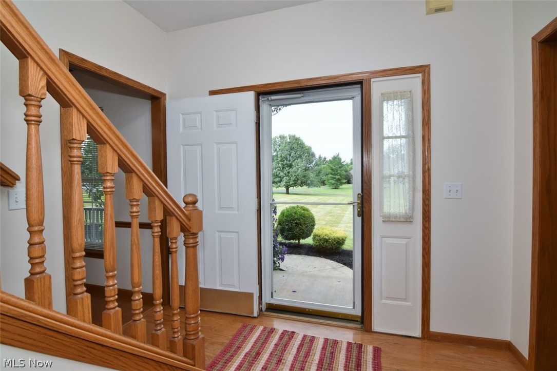 6967 Auburn Ridge Road Painesville, OH 44077 - Photo 3 of 47