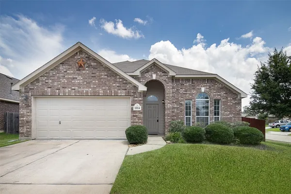 $1,995 | 1014 Shadow Glenn Drive, Conroe, TX 77301