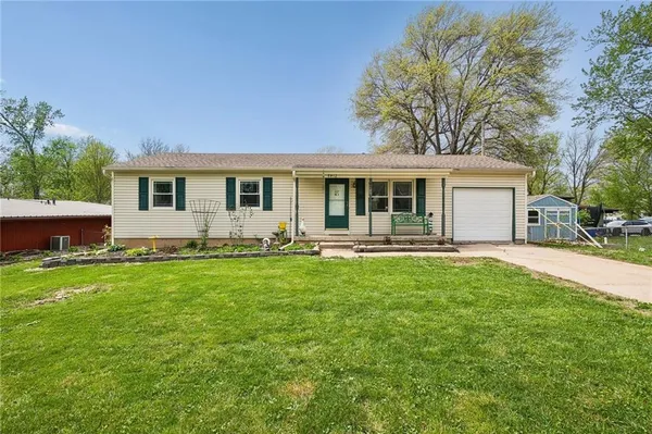 $259,900 | 8412 England Street, Overland Park, KS 66212