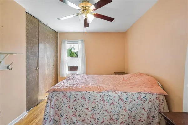 $259,900 | 8412 England Street, Overland Park, KS 66212