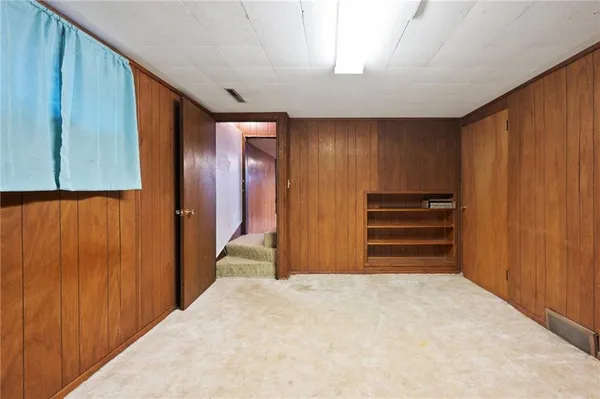 $259,900 | 8412 England Street, Overland Park, KS 66212