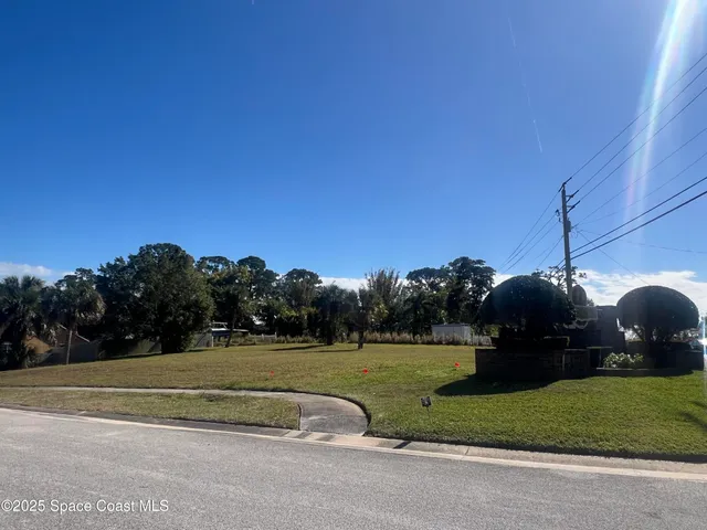 $269,000 | 501 Hidden Hollow Drive, Merritt Island, FL 32952