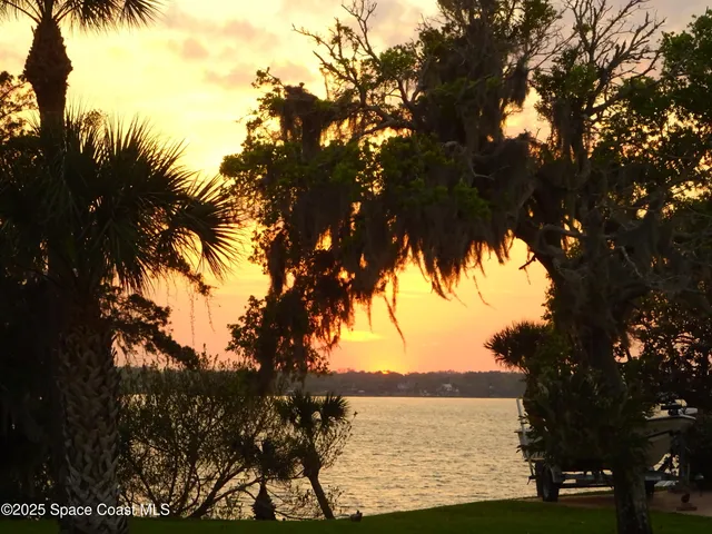 $269,000 | 501 Hidden Hollow Drive, Merritt Island, FL 32952