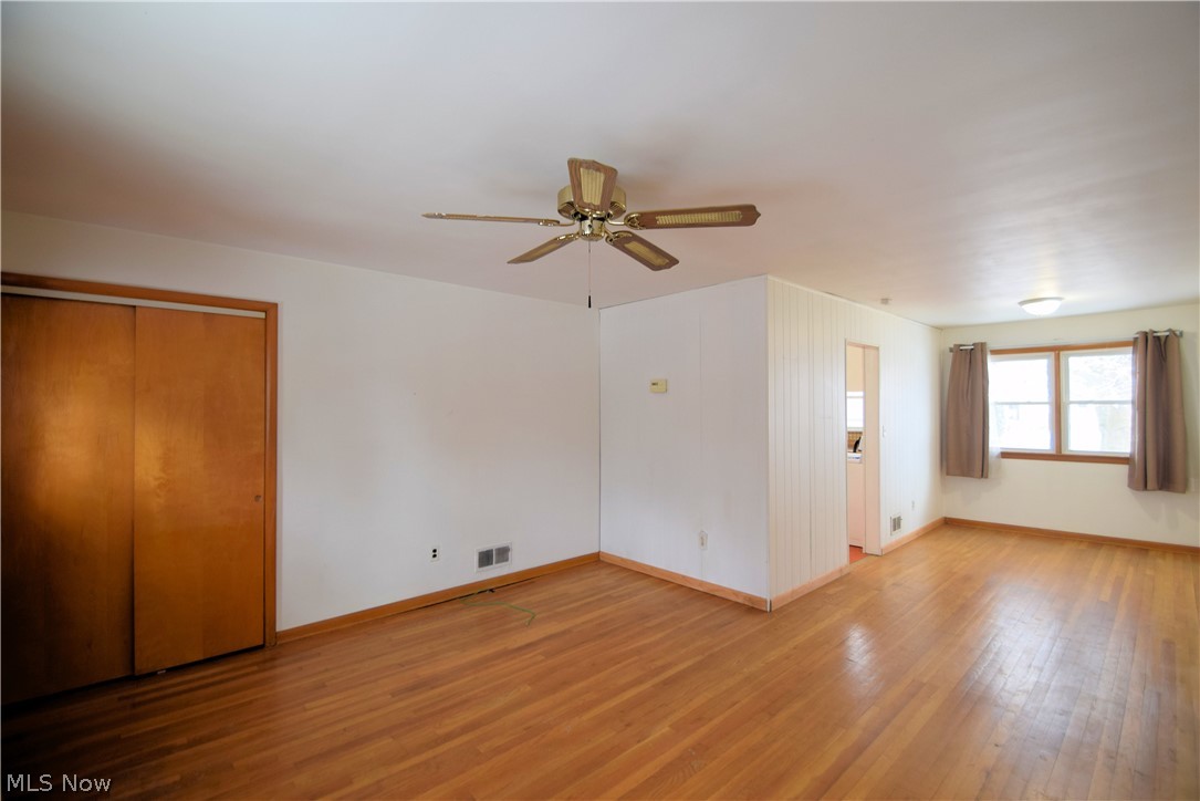 11205 Stoneham Road Cleveland, OH 44130 - Photo 9 of 28 Gallery Image 9