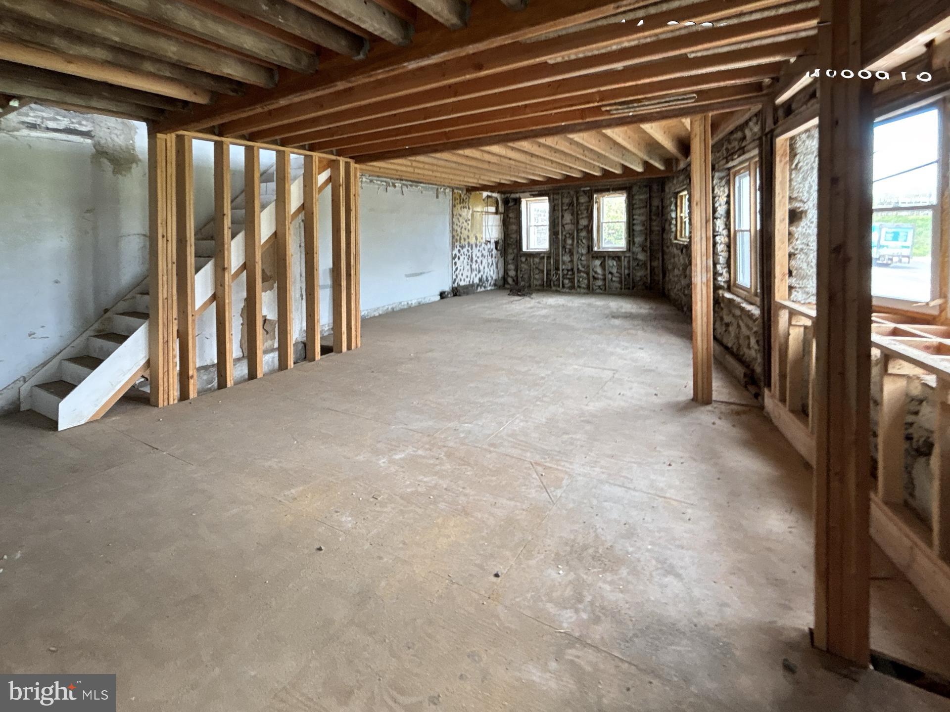 4401 Sherwood Road Philadelphia, PA 19131 - Photo 5 of 7 Interior
